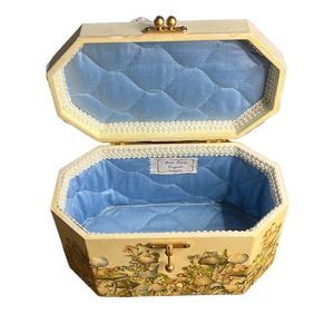 Vintage Annie Laurie Originals Women's Cream Mushroom Pattern Hard Case Handbag